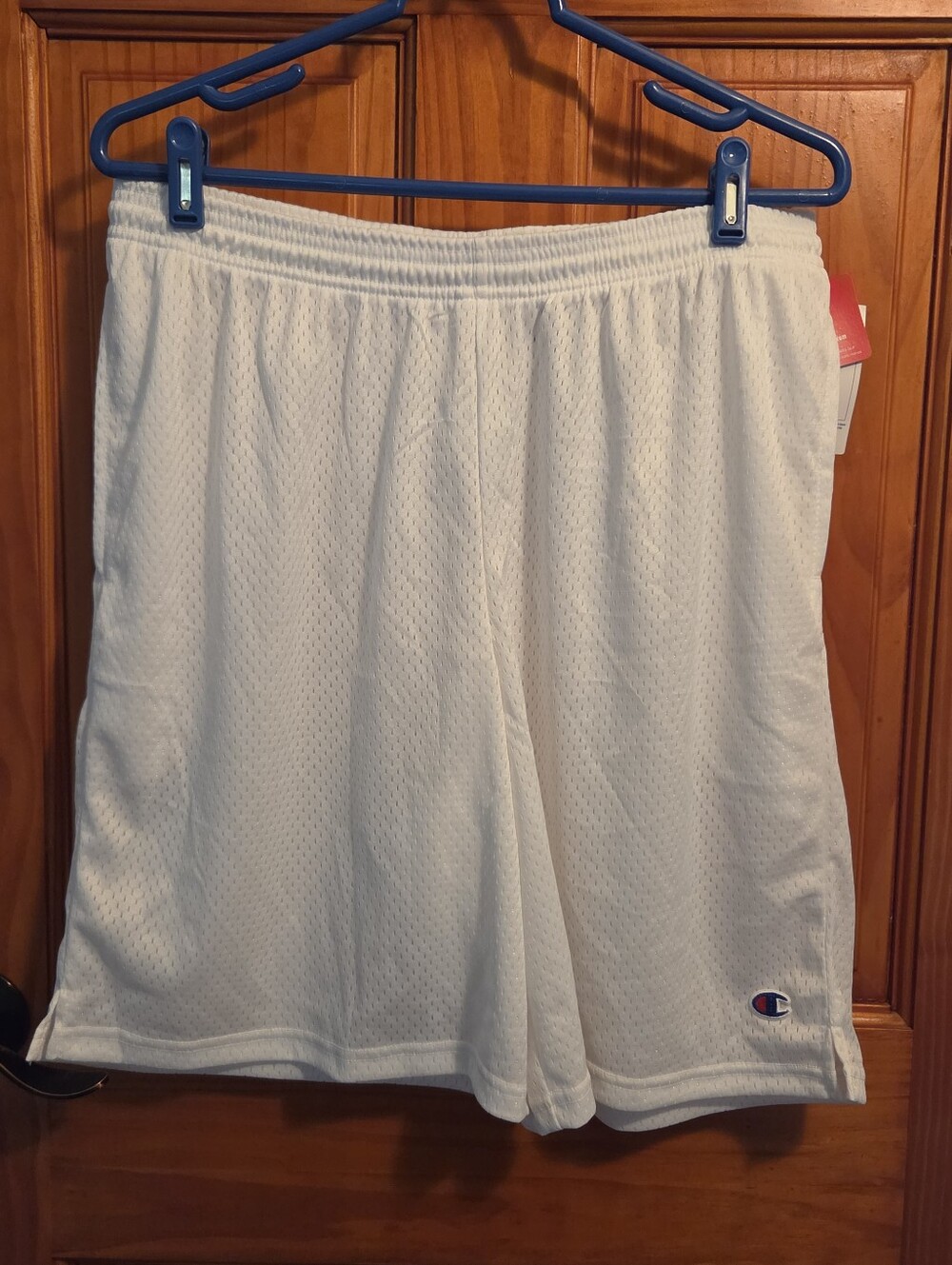Champion men's athletic white mesh gym shorts elastic waistband Size Large Nwt